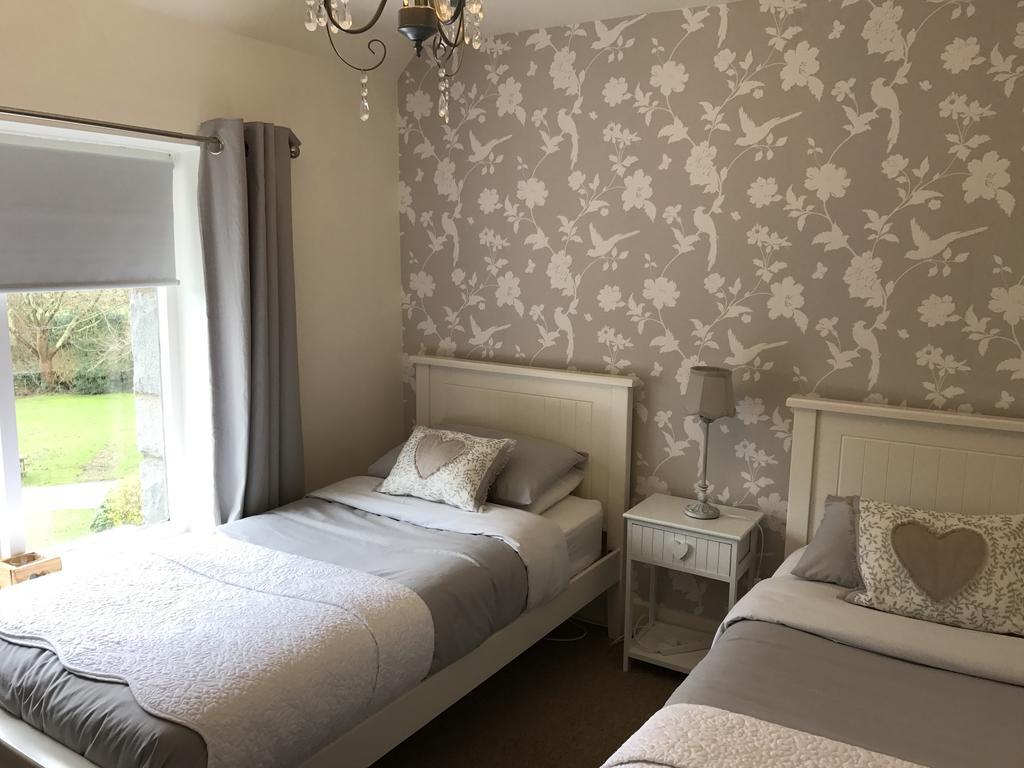 Ty Mawr Hotel Llanbedr  Eksteriør bilde